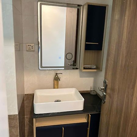 Royal Hotel & Apartment Дананг Екстер'єр фото