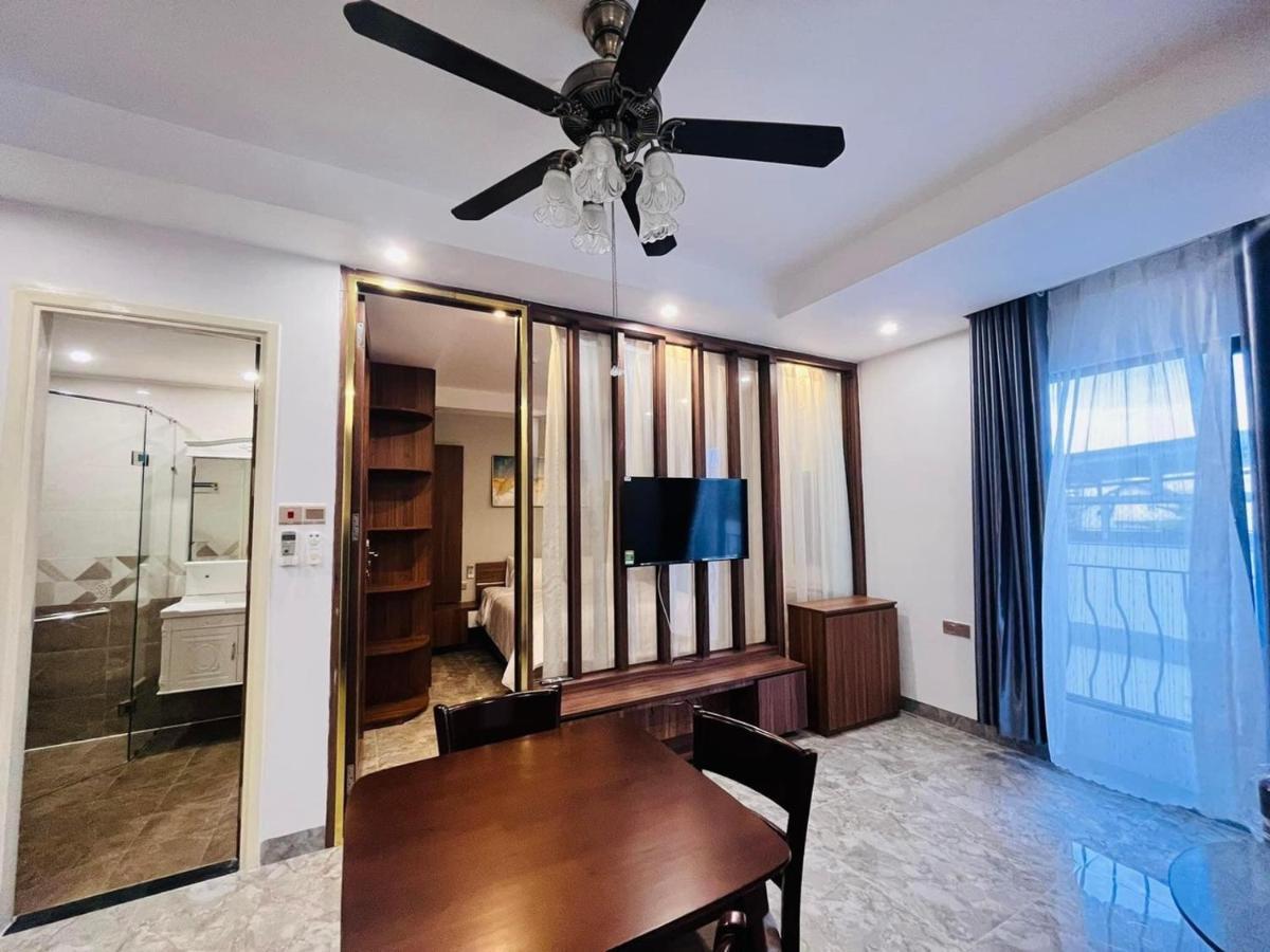 Royal Hotel & Apartment Дананг Екстер'єр фото